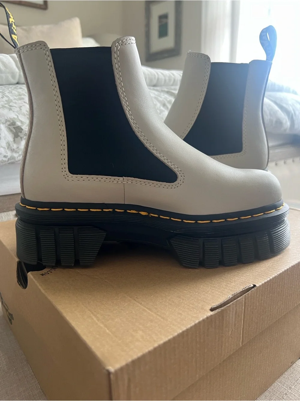 Dr. Martens AirWair Audrick Chelsea Boots with Black Elastic Cobblestone grey